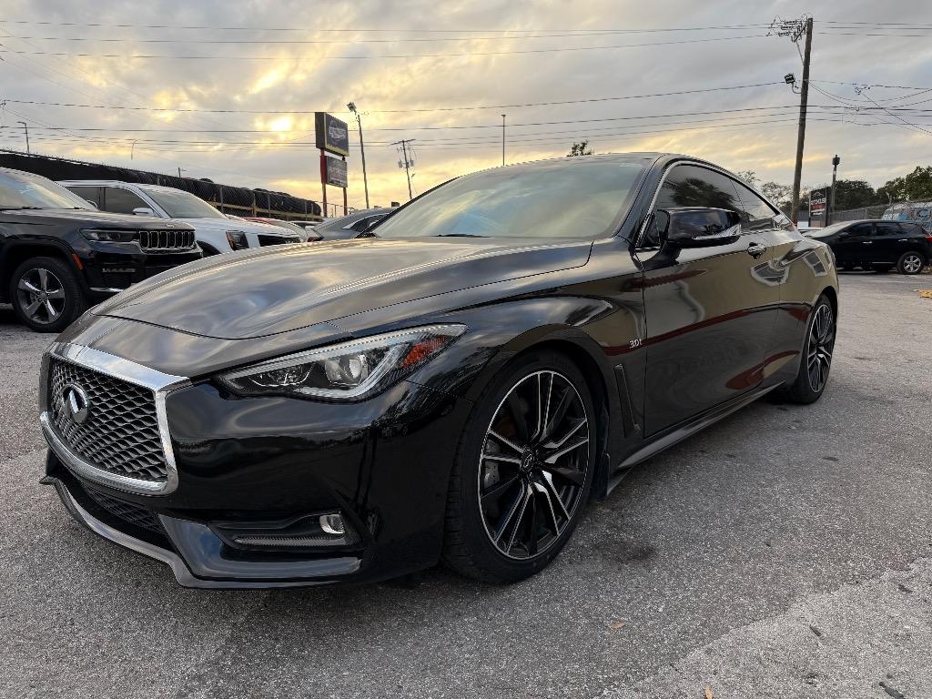2018 INFINITI Q60 Coupe SPORT