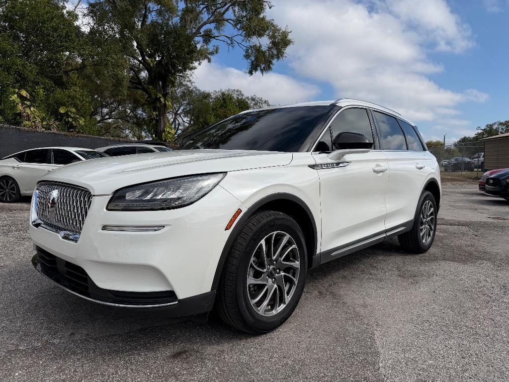 2022 Lincoln Corsair Base's photo