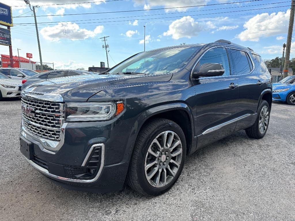 2021 GMC Acadia Denali's photo