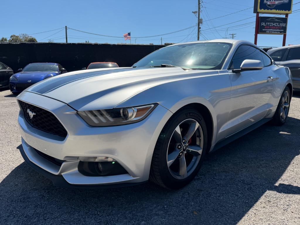 2016 Ford Mustang V6